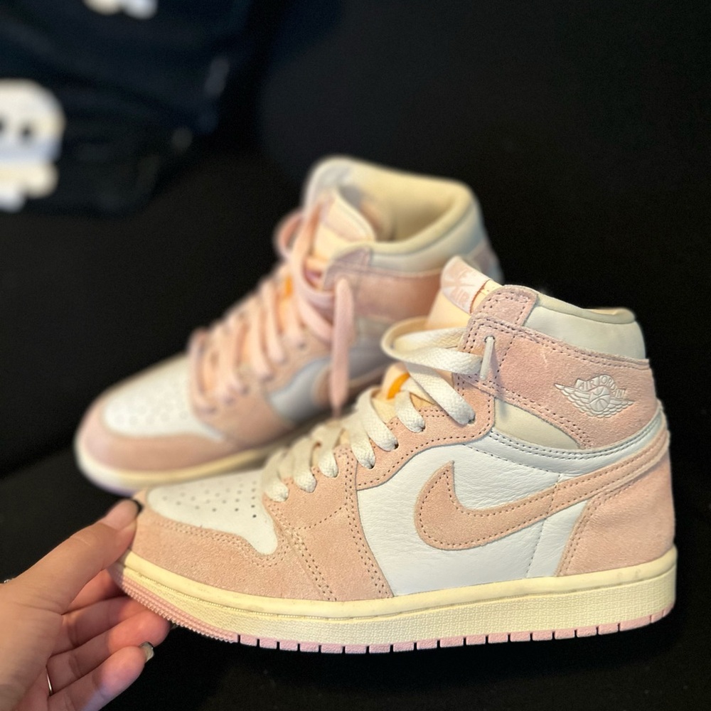Size 7 Jordan 1 washed pink